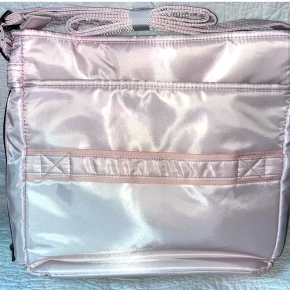 Lug Happy Camper Messenger RFID Bag - Picture 2 of 6